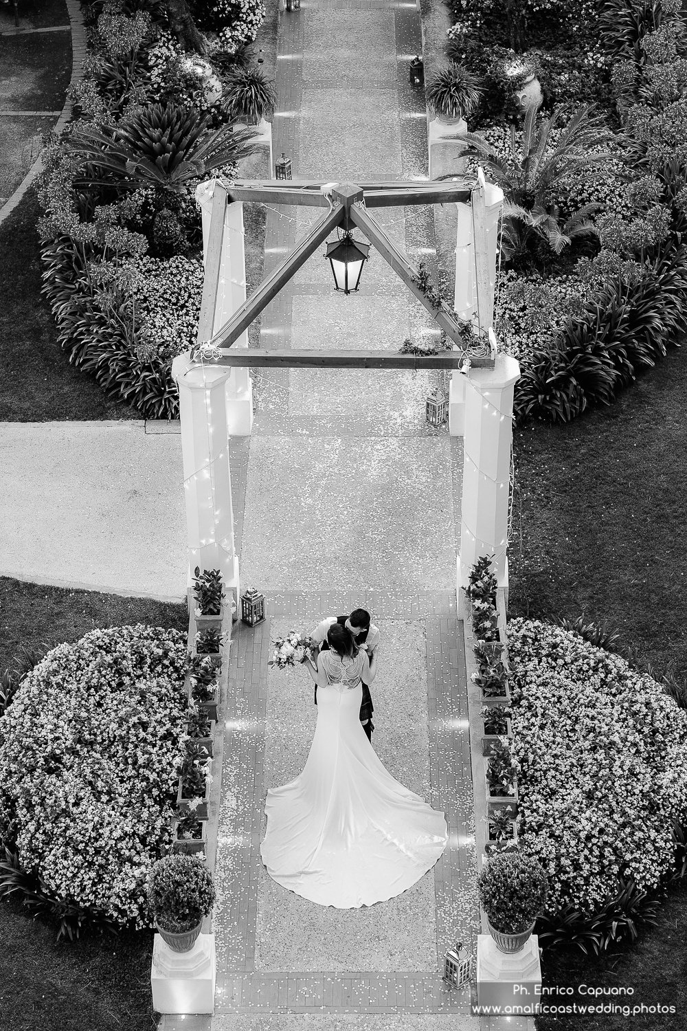 black and white wedding photography in Ravello