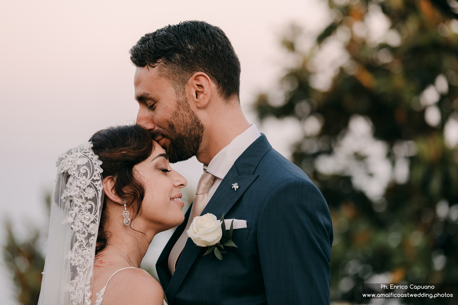 Wedding photos on the Amalfi Coast